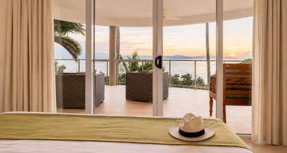Island Point Villa 4 - lähellä kaupunkia Magnificent Ocean Views.