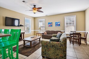 Téléviseur, lecteur de DVD