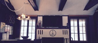 Lakefront Catskills Lodge !!!