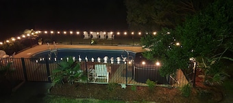 Only 2 min. Walk to Beach! Private Salt-Water Pool, Hot Tub, Backyard Pond.