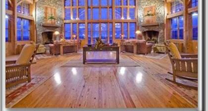 Luxury Snowshoe Penthouse - Best Ski-In~Out 1BR with Stunning Sunrise Mtn 🌅⛰️View