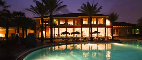 Outdoor pool, a heated pool