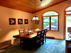 Dining - Lakefront home with private dock! Family owned and loved. ❤️ Beautiful Smoky Lake (Phelps)
