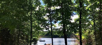 Lakefront home with private dock! Family owned and loved. ❤️ Beautiful Smoky Lake