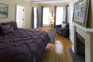 4 Schlafzimmer, Schreibtisch, Bügeleisen/Bügelbrett, WLAN