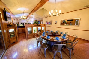 Dining - Private Country Home on 4 acres, Open Space, Pool, Hot Tub, Gameroom, Pond (Mabank)