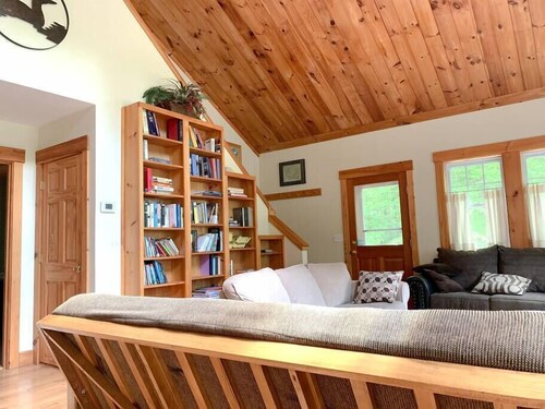 Winnipesaukee Water Access Home