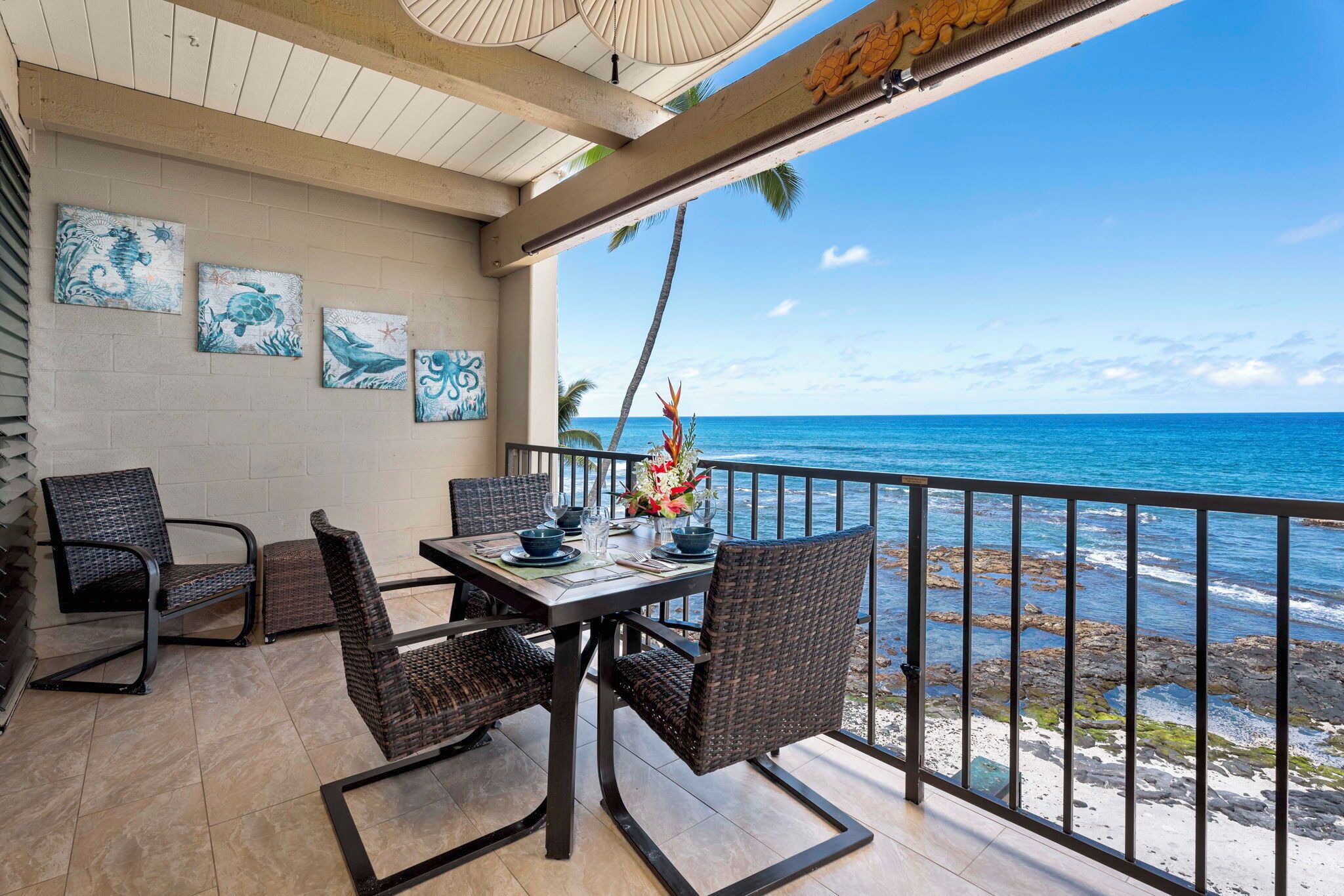 Beautiful Oceanfront Kona Bali Kai 3rd Floor Condo  - Photo 20