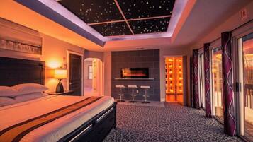 11 bedrooms, desk, iron/ironing board, travel cot