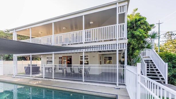 Pool - ISLAND ADVENTURE HOLIDAY HOUSE (Picnic Bay)