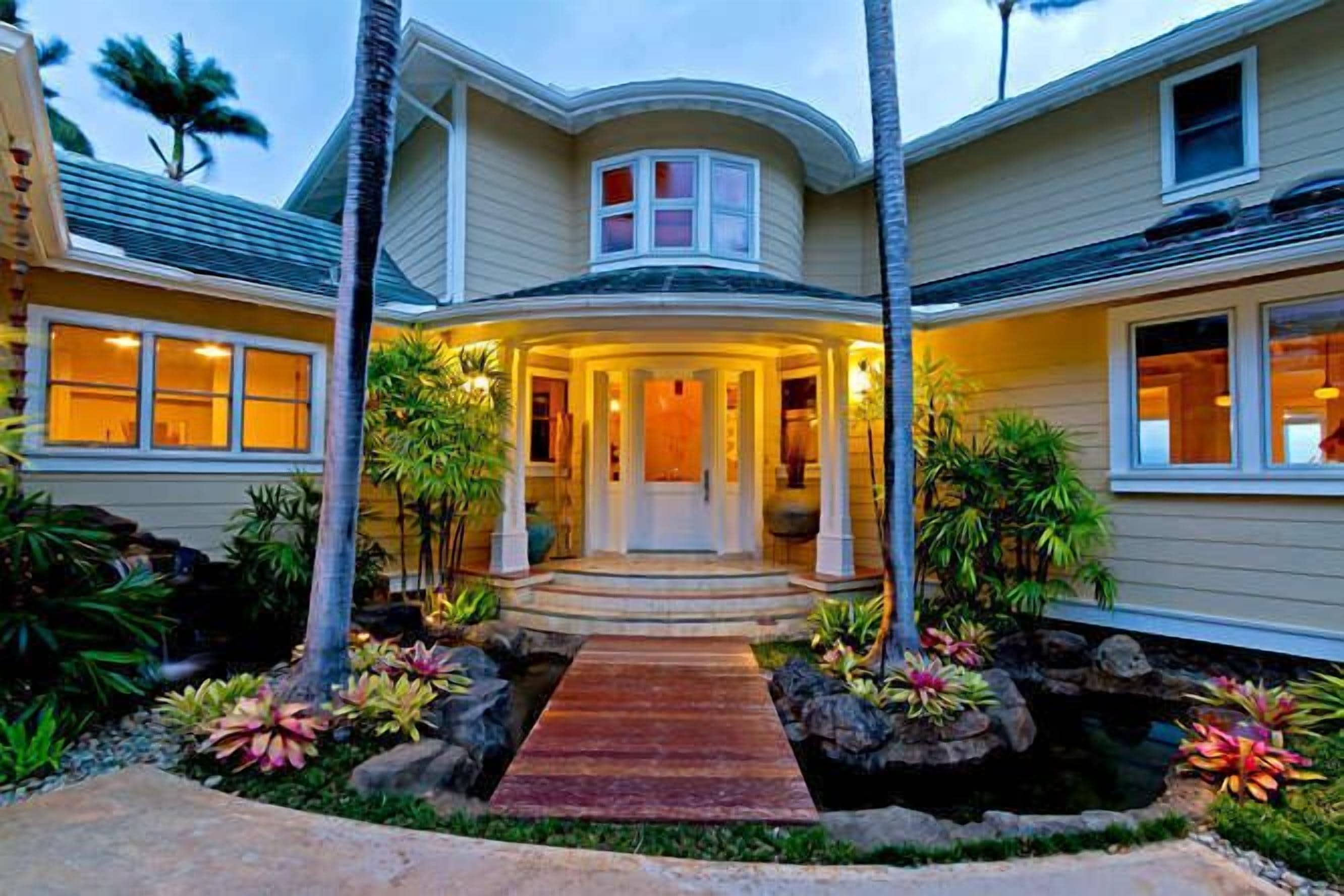 New low rates thru Mid-Dec 2022.... Weekly Housekeeping now included FREE!