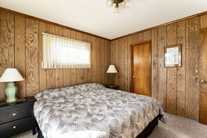 4 chambres, fer et planche à repasser, Wi-Fi gratuit