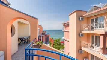 Panoramic-Apartment, 1 Schlafzimmer, Balkon, Meerblick | Blick vom Balkon