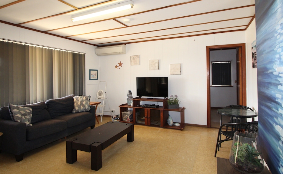 Fisherman's Shack: 2 Br, 1 Ba House In Jurien Bay, Sleeps 6 - Jurien Bay