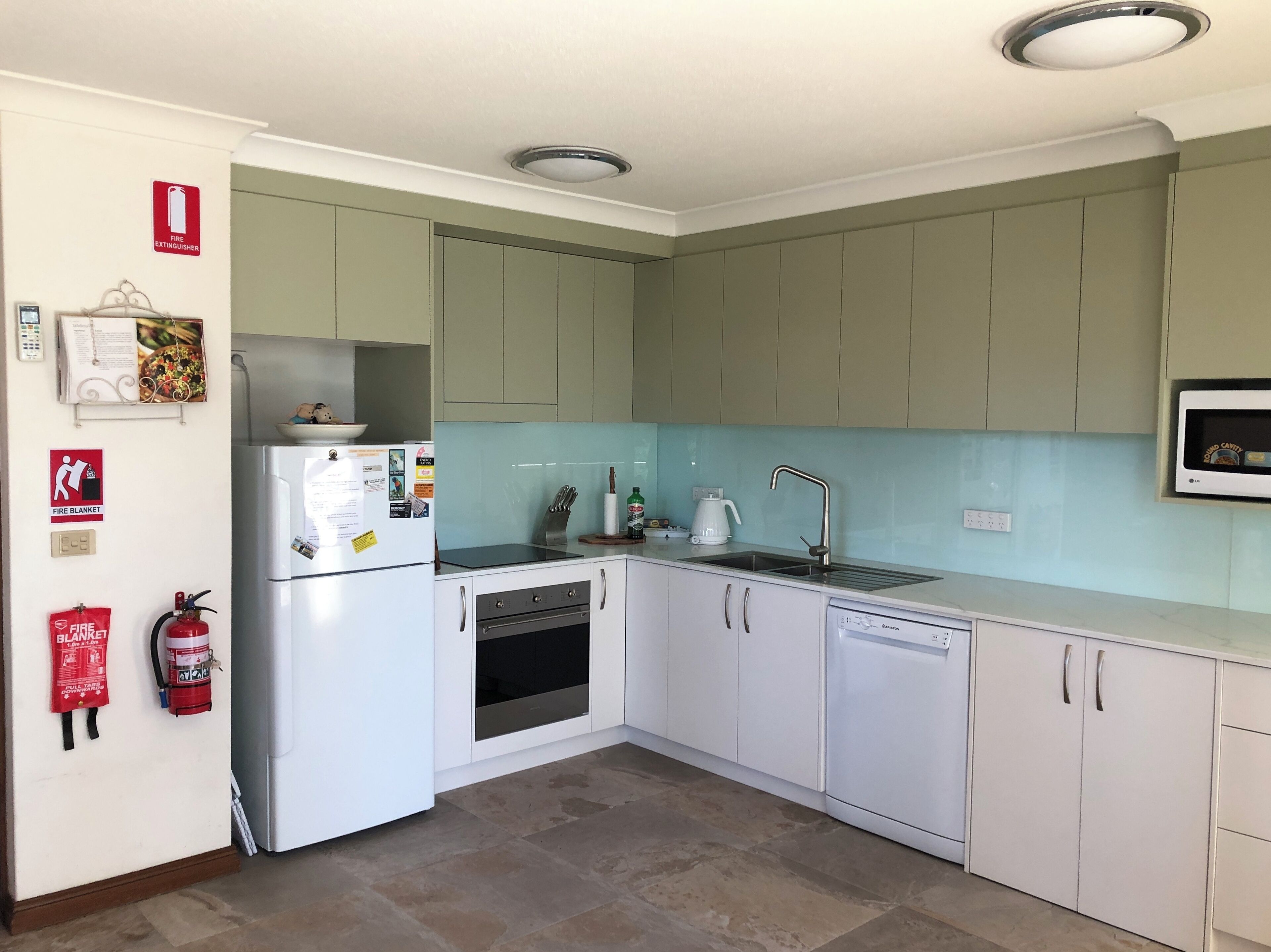 Brand new kitchen with dishwasher, Bosch induction cooktop, SMEG oven, microwave