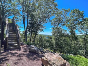 Property grounds - Boulderview Lodge, near JFBB with private mountain views, hot tub, and fireplace (Lake Harmony)