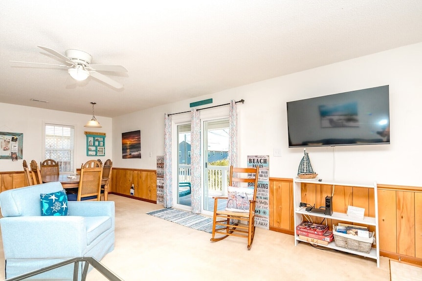 Fort Knox - Quaint 3 Br Home - Middle Of The Island - Topsail Beach, NC