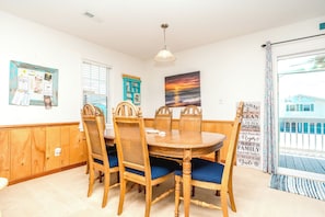 Dining - What Time Is It? - Quaint 3 BR Home - Check in any day! (Surf City)