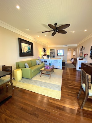 Smart TV, books, stereo, printers
