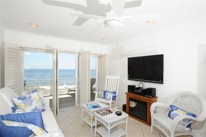 TV, fireplace, DVD player, stereo