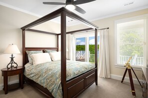 6 bedrooms, iron/ironing board, travel cot, free WiFi - Absolute Bliss!!  Gorgeous lake resort home on most coveted spot on Lake Anna! (Mineral)