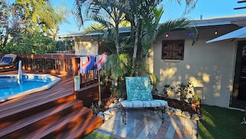 Piscine couverte, piscine extérieure