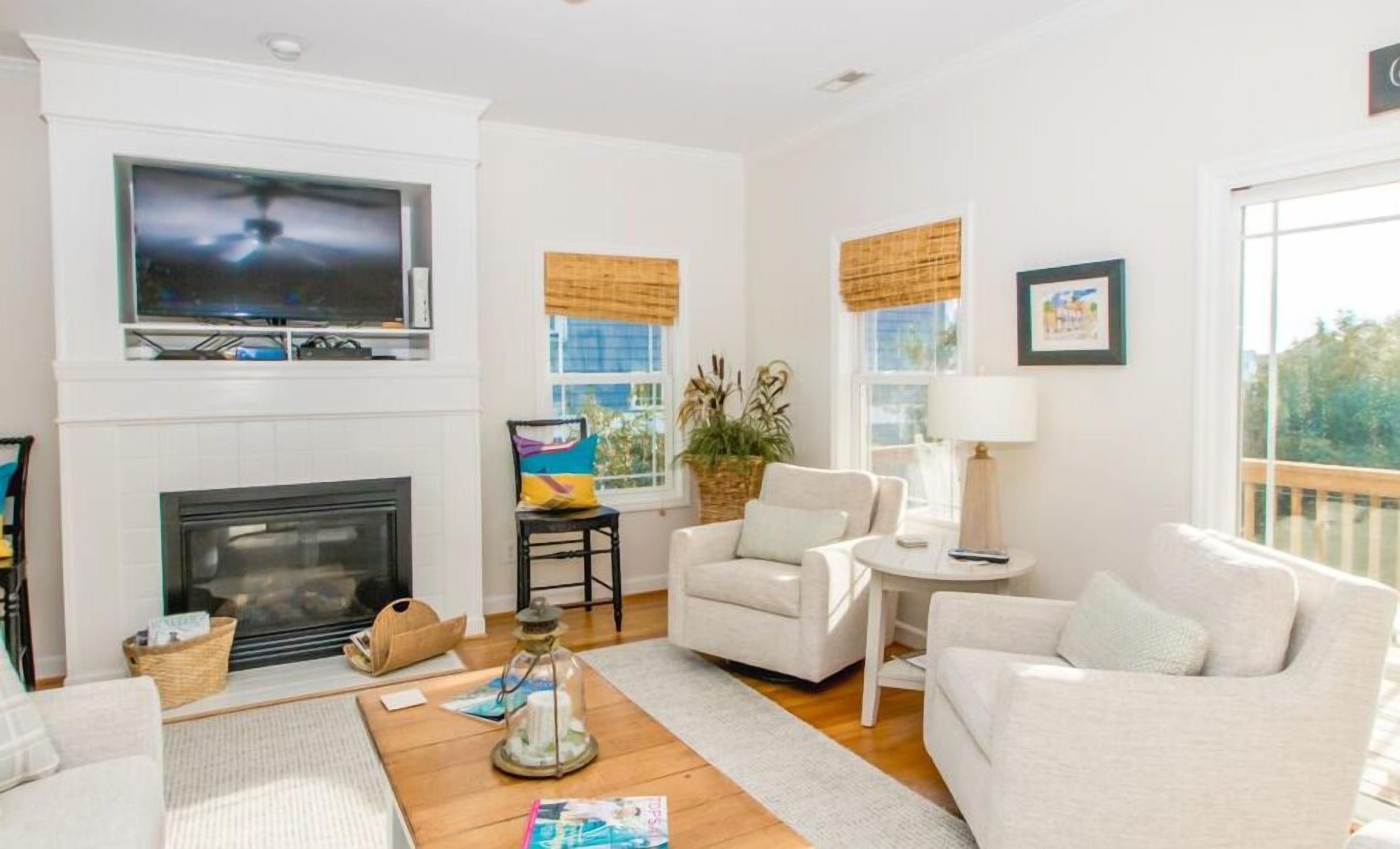 TV, fireplace, DVD player, stereo