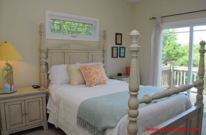 4 slaapkamers, een strijkplank/strijkijzer, gratis wifi