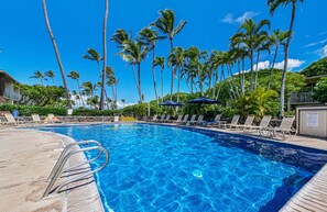 Outdoor pool, a heated pool - Updated Napili Shores Studio King Bed  A/C Walk to Napili Bay (Lahaina)