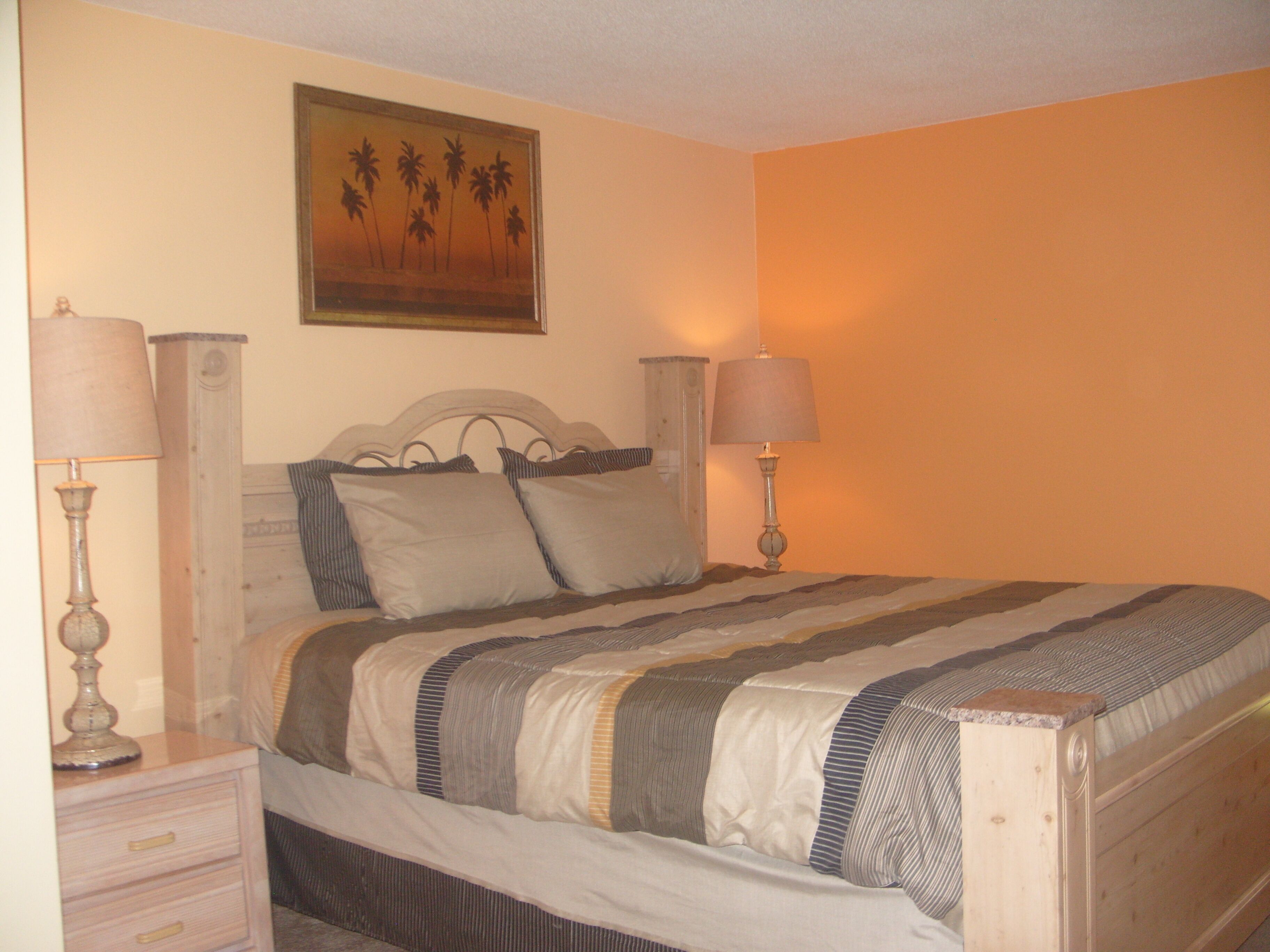 2 makuuhuonetta, silitysrauta/-lauta, Wi-Fi, vuodevaatteet