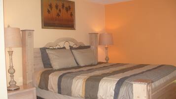 2 makuuhuonetta, silitysrauta/-lauta, Wi-Fi, vuodevaatteet