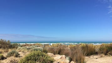 Vlak bij het strand