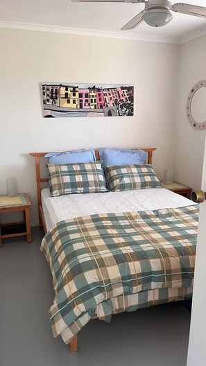 3 bedrooms, iron/ironing board