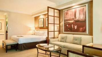 1 bedroom, in-room safe, desk, blackout drapes