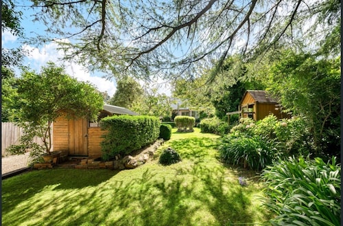 Maplewood House in Leura