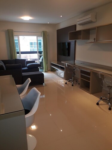 Bel appartement 2 chambres avec 1 suite à Canto do Forte