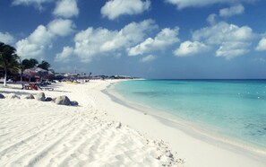 Beach nearby, sun loungers, beach towels
