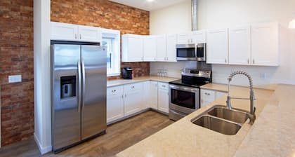 Seneca Breeze Vacation Rental - Walking to Watkins Glen Attractions