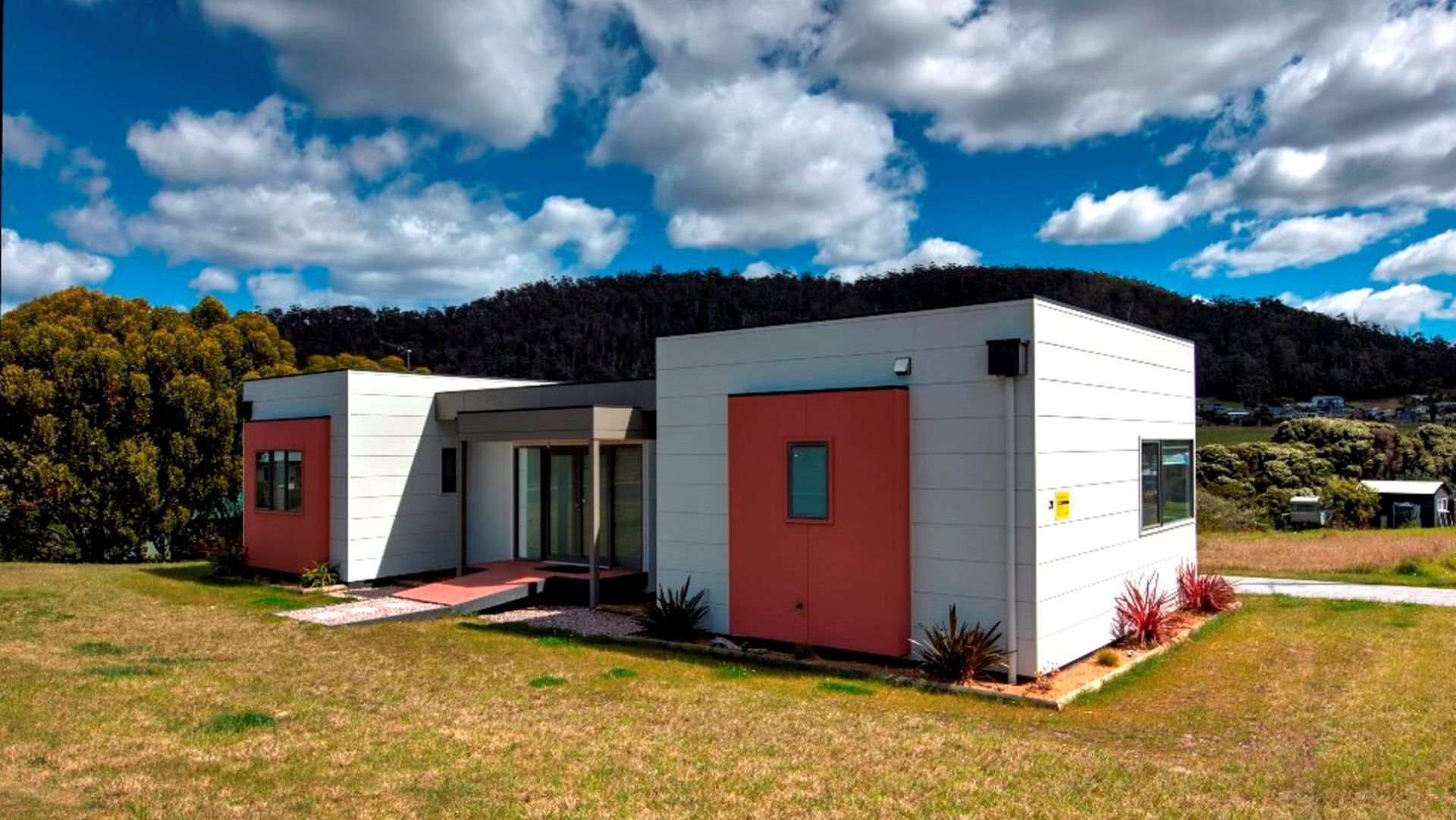 Bicheno Sands - Ocean, Beach & Rural Views