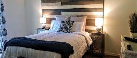 3 chambres, fer et planche à repasser, Wi-Fi, draps fournis