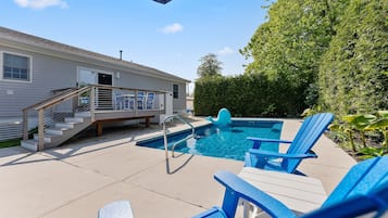 Et oppvarmet basseng