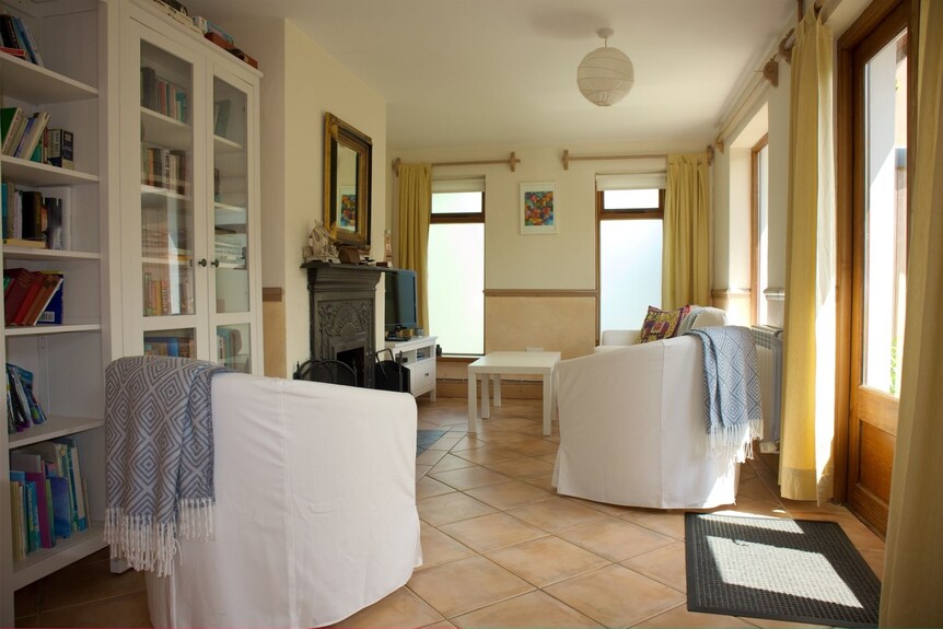 Rusheens Cottage. Charming Comfortable Cottage With Sauna In Peaceful Valley. - Kenmare