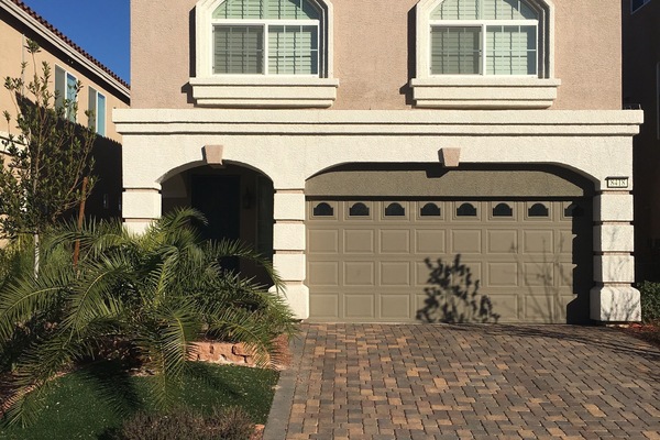 Front of the 2400 square foot home garage parking available