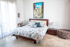 2 bedrooms, desk, iron/ironing board, travel cot