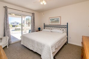 5 bedrooms, iron/ironing board, free WiFi - Flip Flops - Cozy 2nd Row Home - Ocean Views! (Surf City)