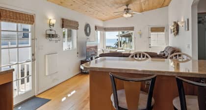 MAGICAL 5-STAR RATED OCEAN VIEW CUSTOM HOME - PLEASE READ ALL OUR GUEST REVIEWS
