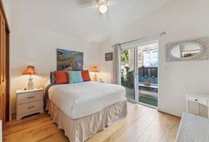 2 bedrooms, iron/ironing board, travel cot, free WiFi