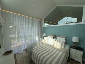 1 bedroom, premium bedding, pillow-top beds, free WiFi