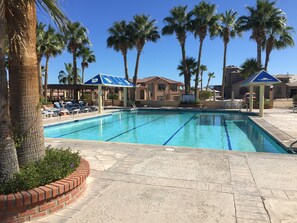 Alberca al aire libre