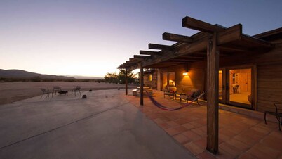 Indian Cove Ranch, Joshua Tree on the Border of National Park-Hot Tub-Pool-WiFi